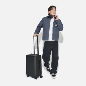 Carry-On, 6 image